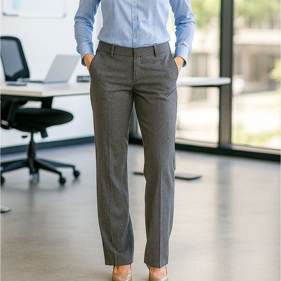 Chaus Womens Pants 6P Gray Flat Front Straight Leg Lightweight Career Belt Loops - Picture 1 of 9
